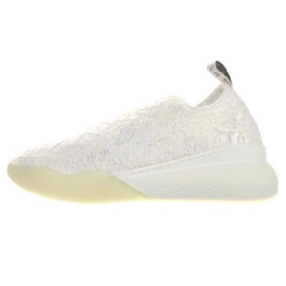 • STELLA McCARTNEY • COLLECTION PRETTY RARE LUXURY WHITE & BASE LACE SHOES . - Picture 5 of 10